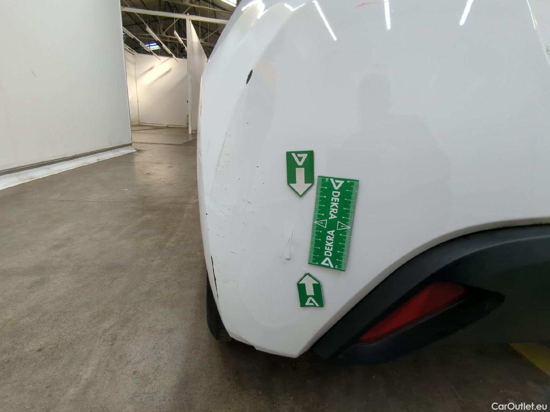  Toyota  Yaris TOYOTA  Hybride / 2019 / 5P / Berline Hybride 116h France Business Stage Acad #19