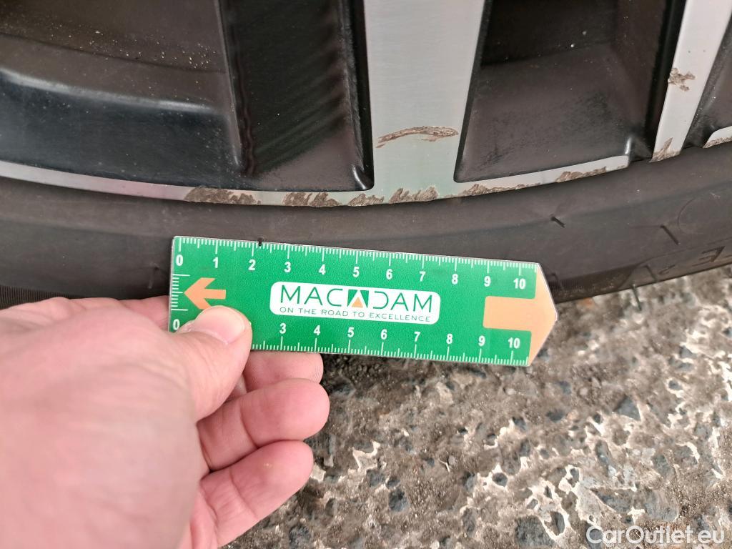  Peugeot  5008 PEUGEOT  / 2020 / 5P / SUV BlueHDi 180 S&S EAT8 GT Pack #5