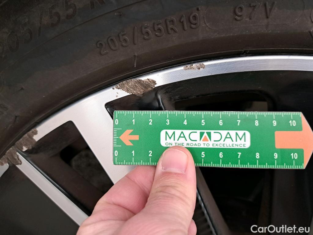  Peugeot  5008 PEUGEOT  / 2020 / 5P / SUV BlueHDi 180 S&S EAT8 GT Pack #7