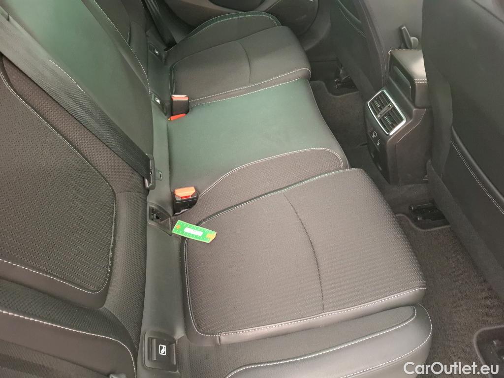  Renault  Megane RENAULT Mégane Berline / 2020 / 5P / Berline Intens TCe 140 EDC FAP -21N #1