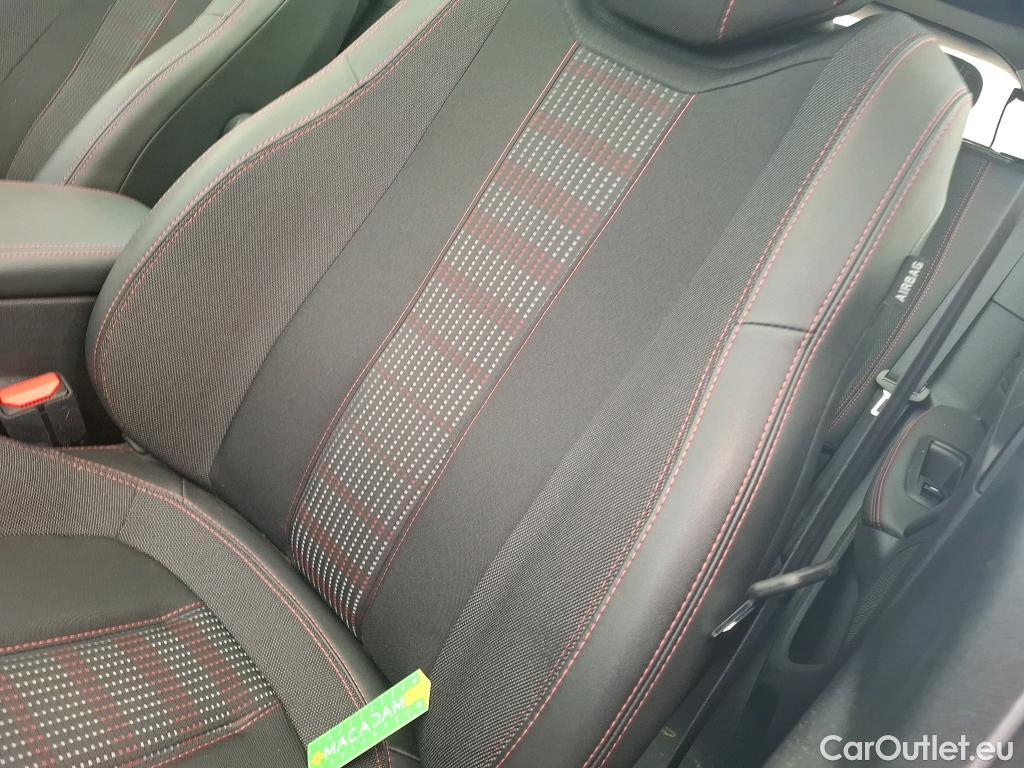  Peugeot  308  GT 1.5 HDi 130CV BVA8 E6d #9