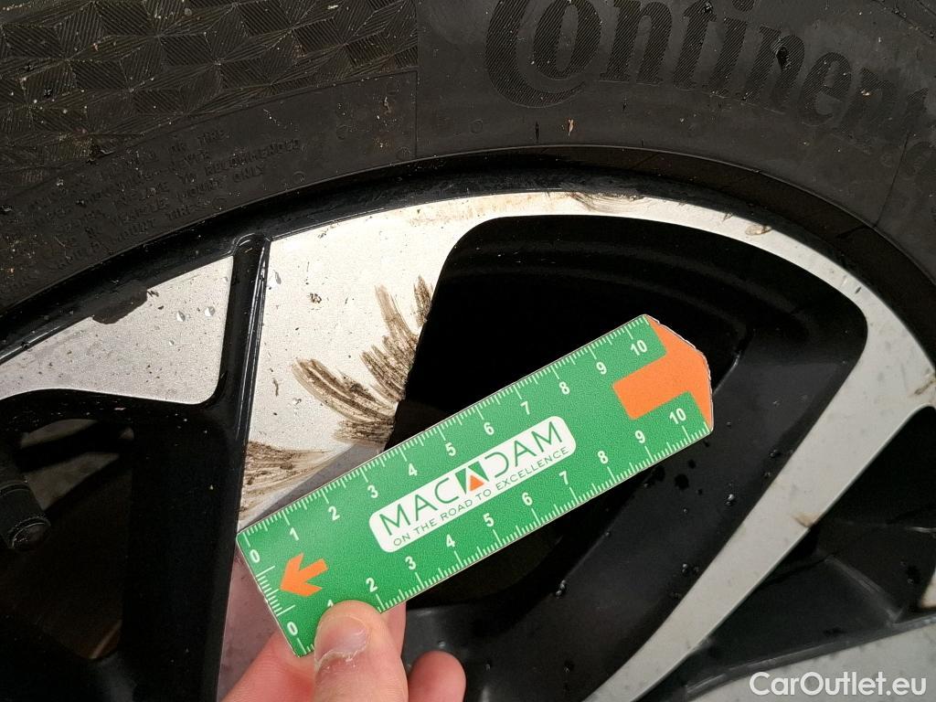  Citroen  C3  Shine Pack 1.2 PureTech 110CV BVA6 6E #18