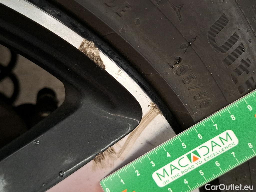  Citroen  C3  Shine Pack 1.2 PureTech 110CV BVA6 6E #9