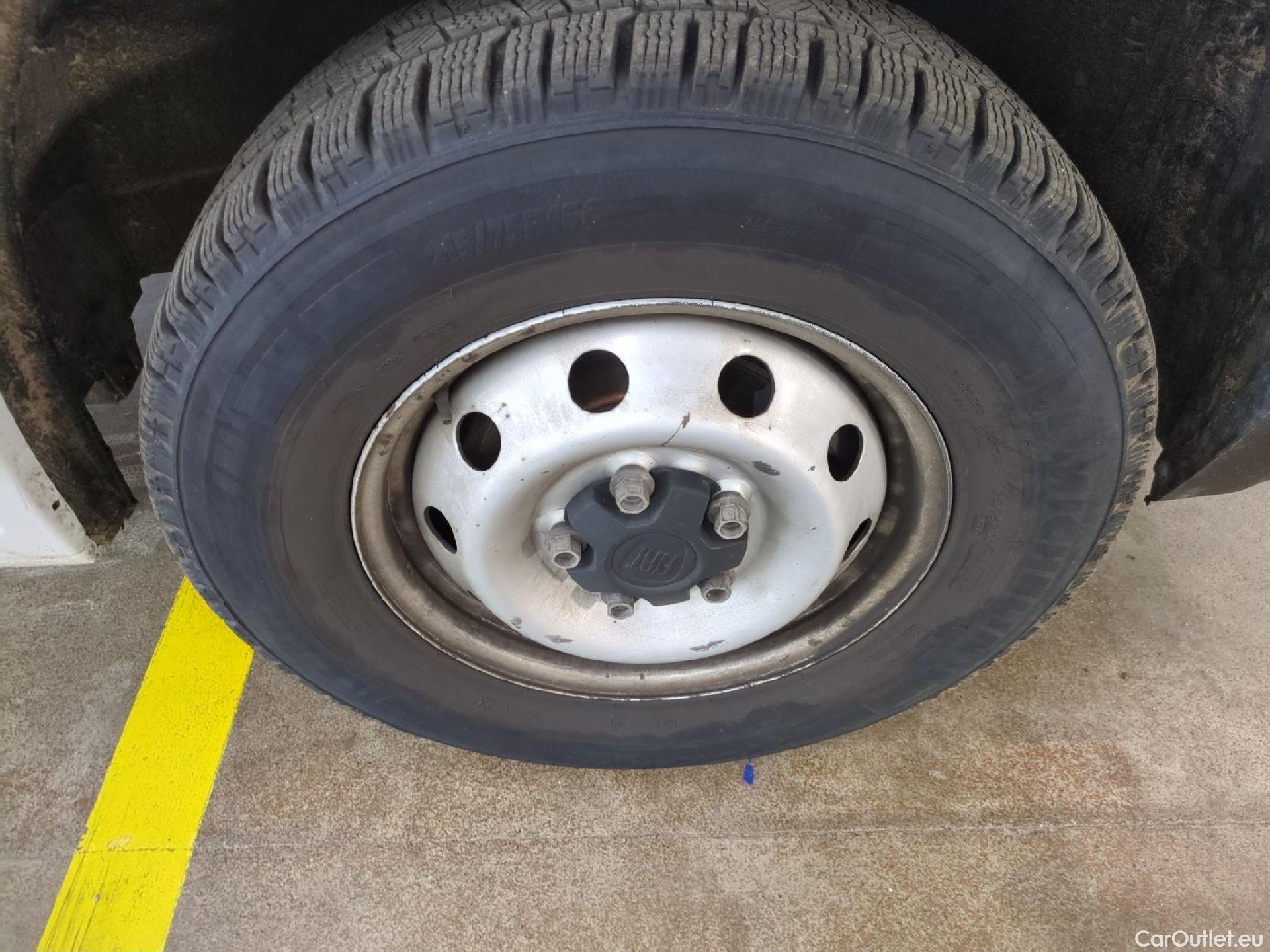  Fiat  Ducato FIAT  SC / 2014 / 2P / Châssis cabine 3.5 L 2.3 Multijet 130 Business #11