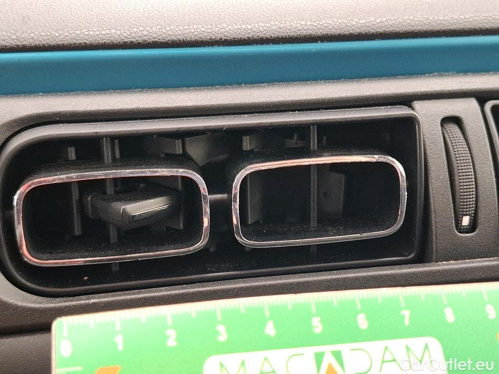  Citroen  C3  Shine Pack 1.2 PureTech 110CV BVA6 6E #2