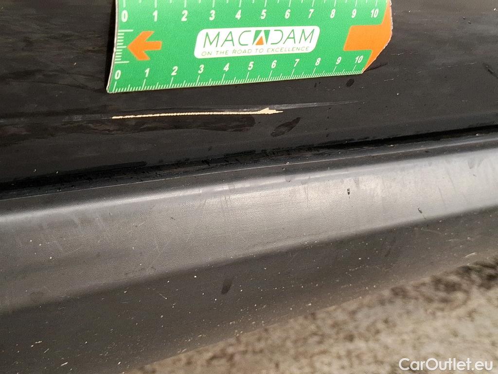  Citroen  C3  Shine Pack 1.2 PureTech 110CV BVA6 6E #4