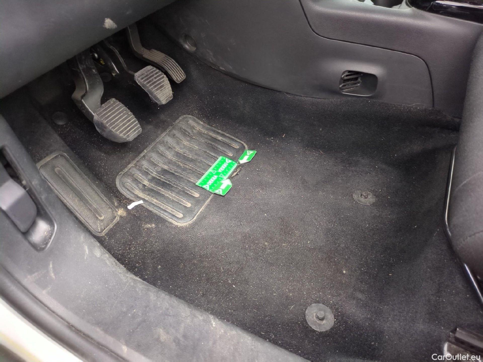  Citroen  C4 Cactus  Feel Business 1.5 BlueHDi 100CV BVM6 E6d #3