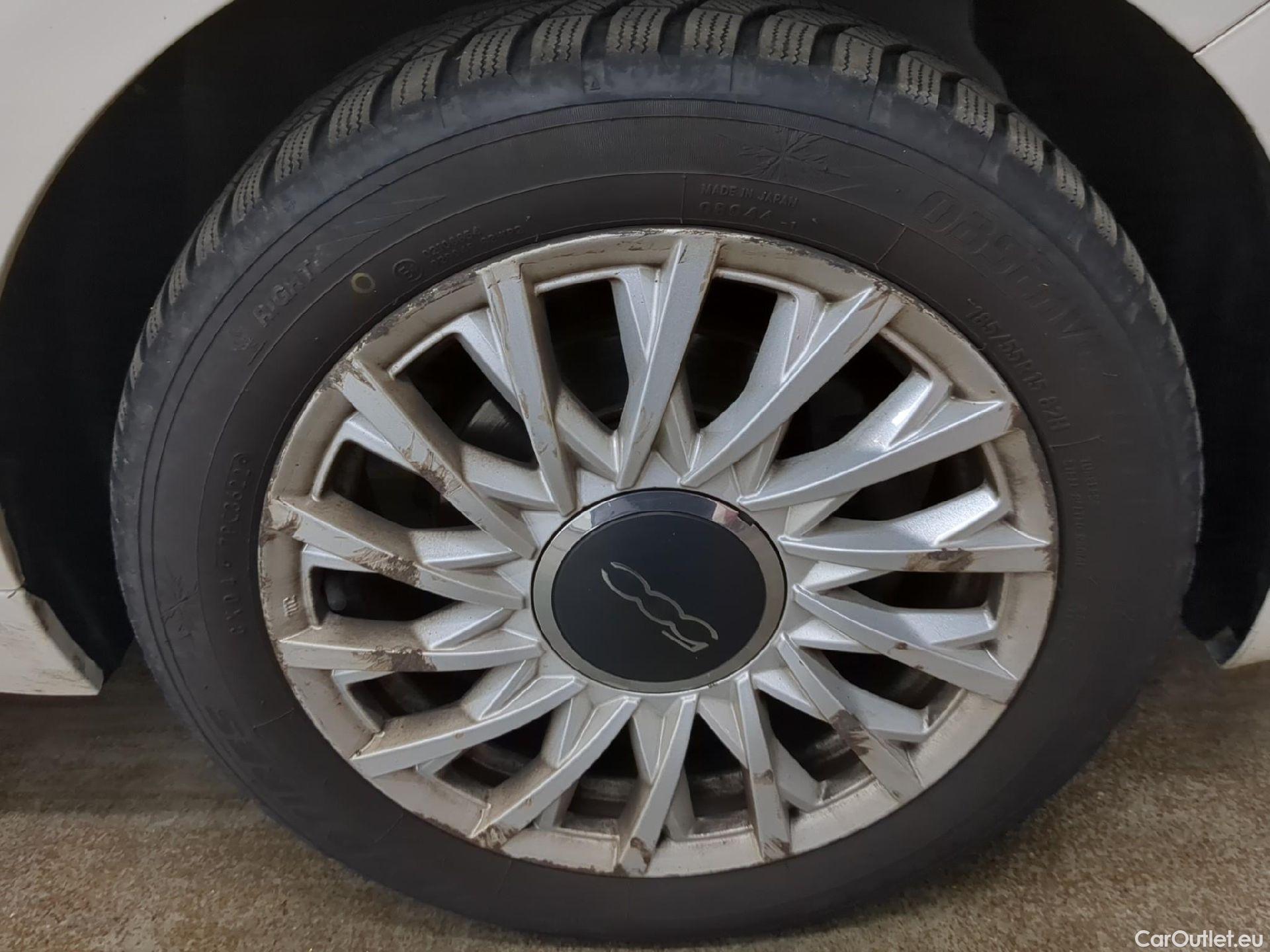  Fiat  500 FIAT  / 2015 / 3P / Berline 1.0 70ch BSG Dolcevita #10