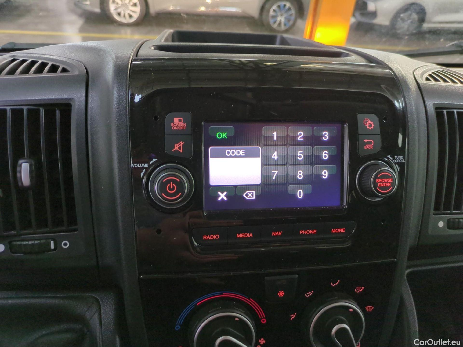  Fiat  Ducato FIAT  SC / 2014 / 2P / Châssis cabine 3.5 L 2.3 Multijet 130 Business #1