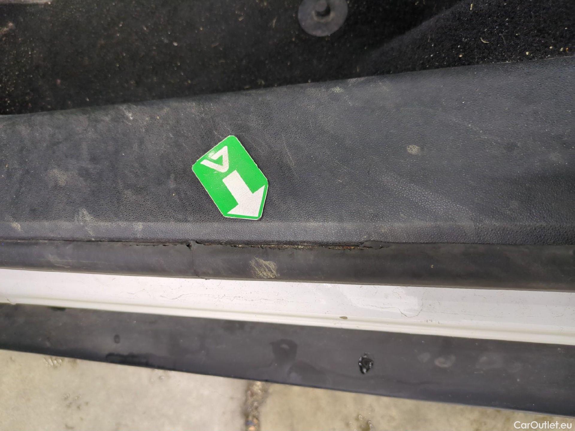  Citroen  C4 Cactus  Feel Business 1.5 BlueHDi 100CV BVM6 E6d #1