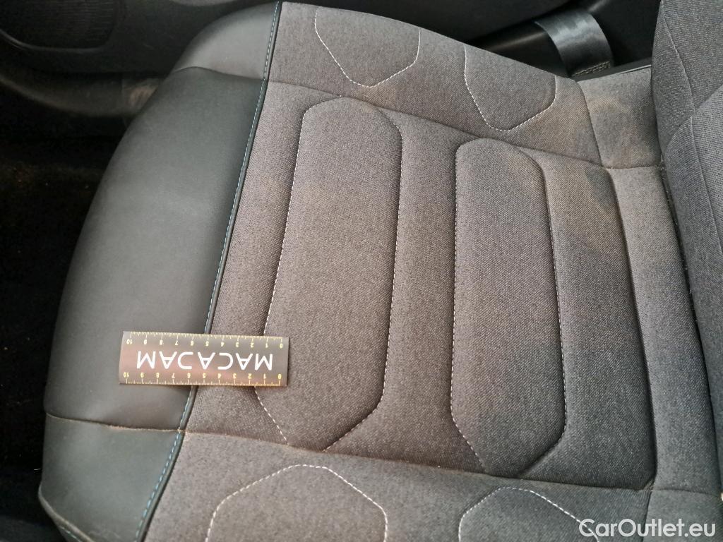  Citroen  C4 CITROEN  X / 2022 / 4P / Berline PureTech 130 S&S EAT8 Feel Pack #38