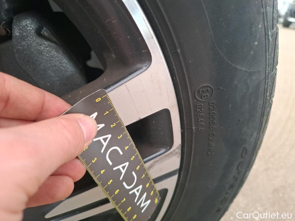  Peugeot  208  Allure Business 1.5 HDi 100CV BVM6 E6d #7