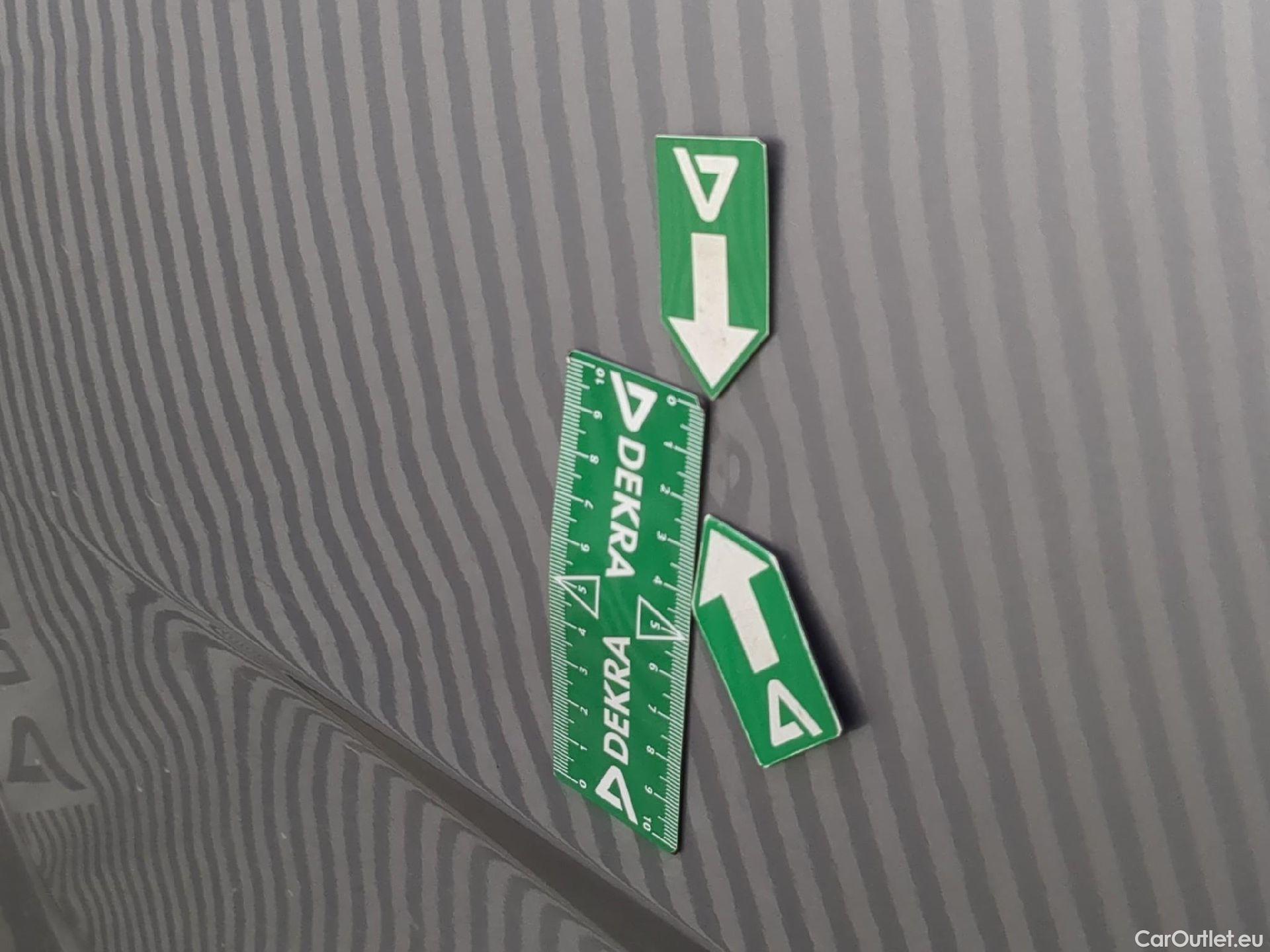  Peugeot  308  Allure Pack 1.5 HDi 130CV BVA8 E6d #22