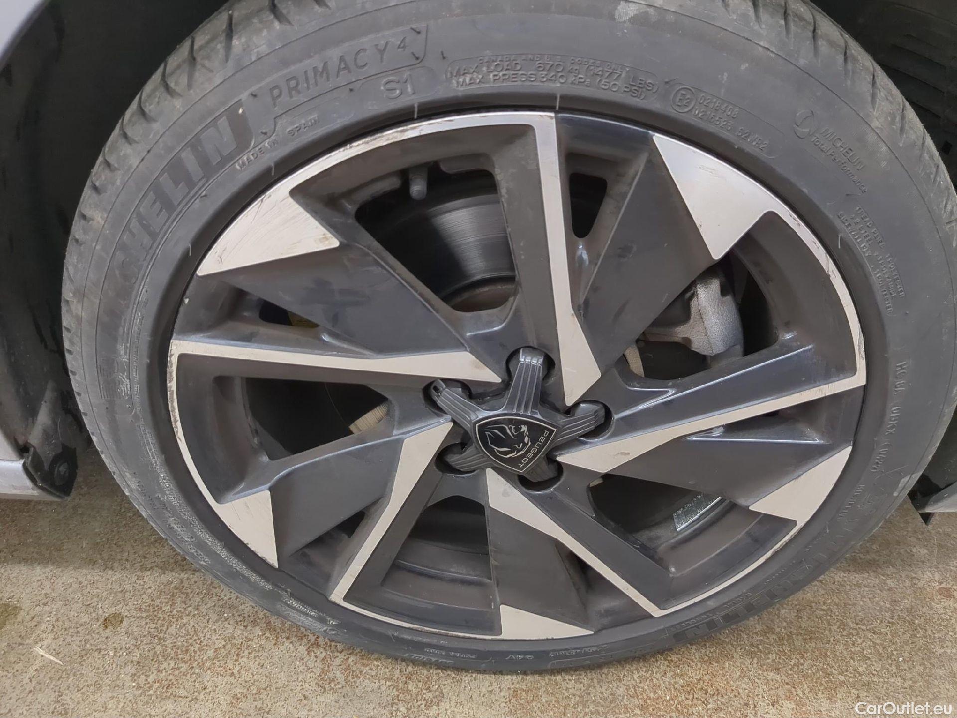  Peugeot  308  Allure Pack 1.5 HDi 130CV BVA8 E6d #8