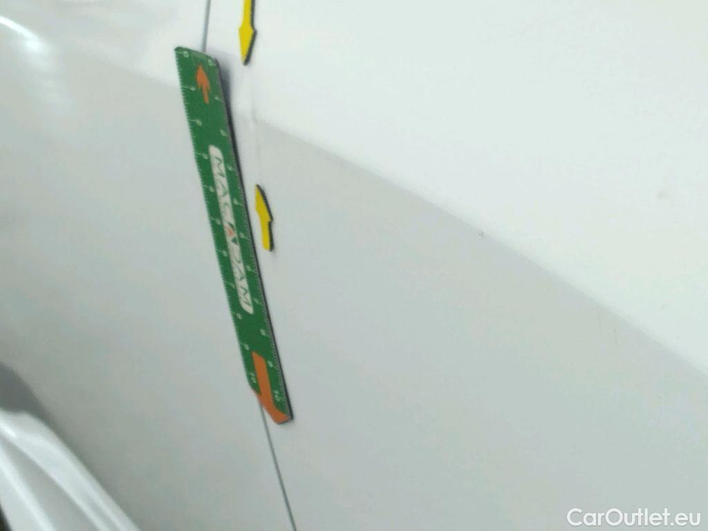  Peugeot  208  Premium 1.5 HDi 100CV BVM6 E6d #19