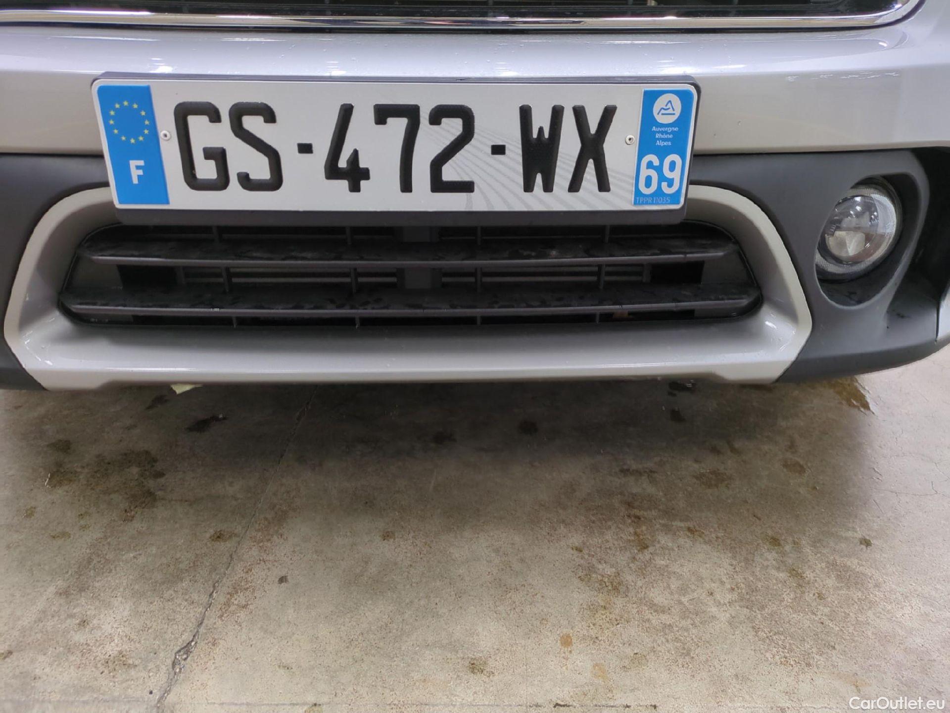  Mini  Countryman MINI  / 2020 / 5P / Crossover Cooper Essential 136 ch BVA7 #6