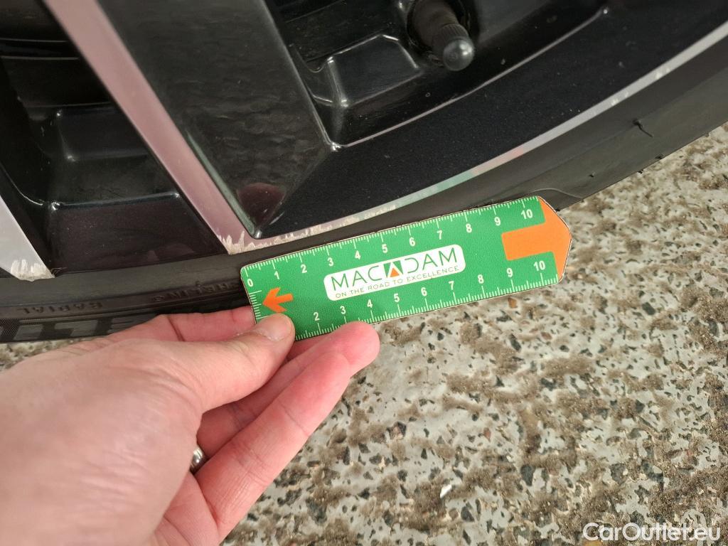  Peugeot  308  Allure 1.5 HDi 130CV BVA8 E6d #7