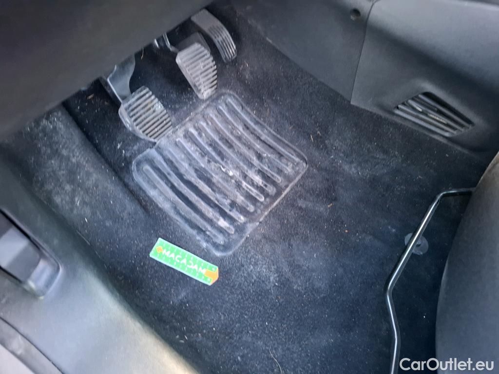  Peugeot  208  Active 1.0 PureTech 70CV BVM5 E6 #1