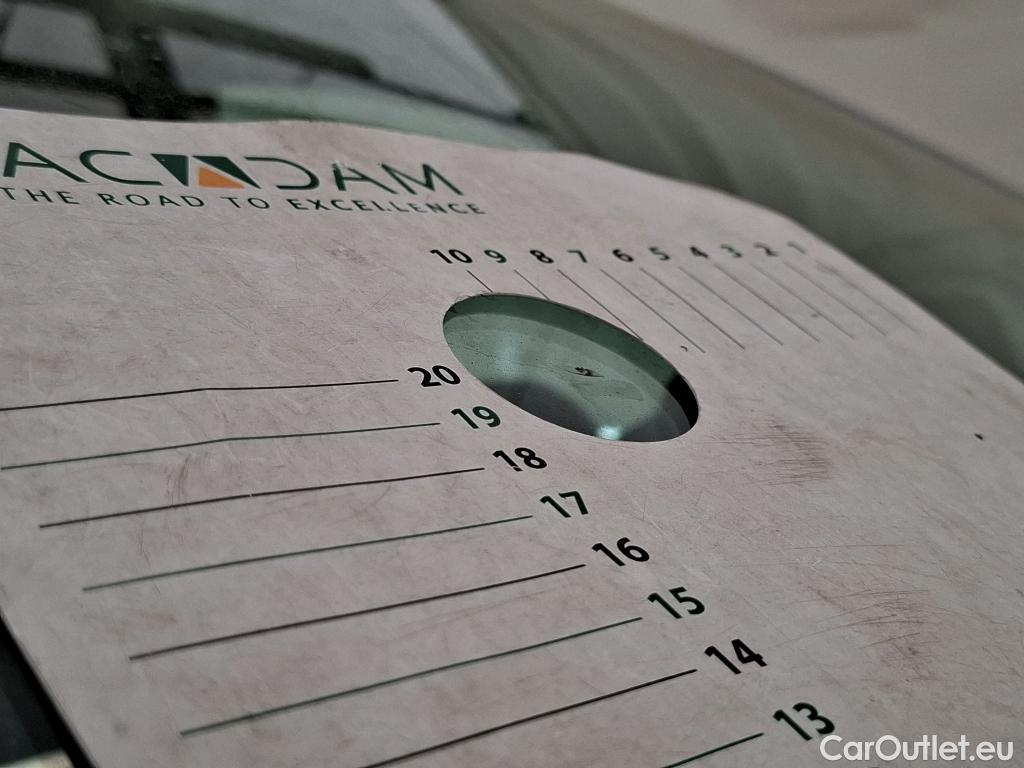  Peugeot  208  Active 1.2 PureTech 100CV BVM6 E6d #16