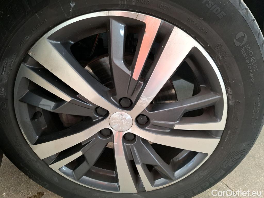  Peugeot  3008  Allure Pack 1.5 HDi 130CV BVA8 E6d #4