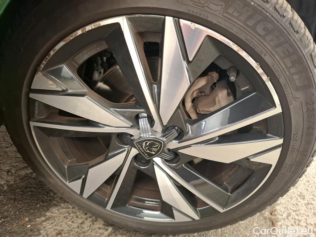  Peugeot  308  Allure 1.5 HDi 130CV BVA8 E6d #10