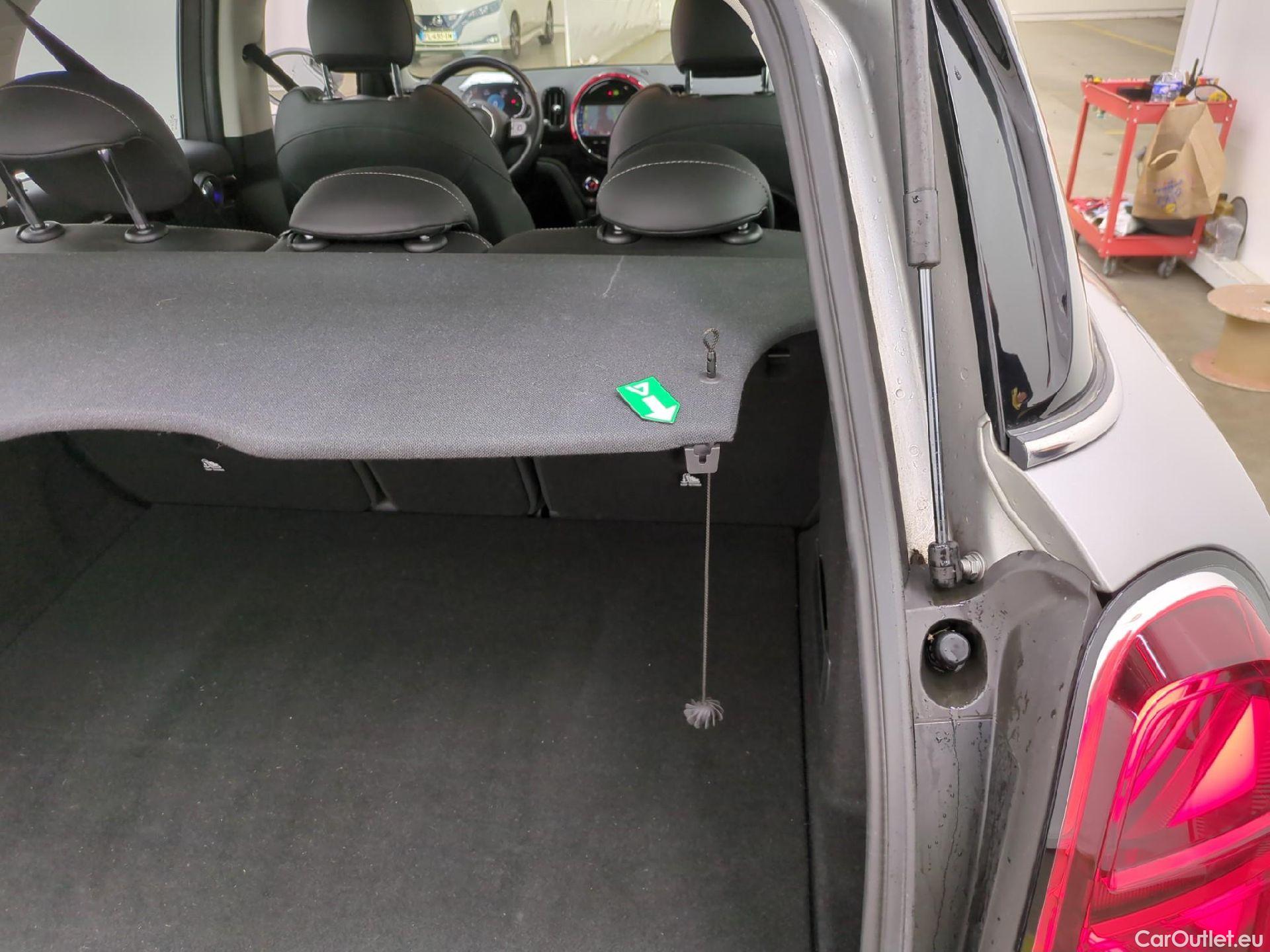  Mini  Countryman MINI  / 2020 / 5P / Crossover Cooper Essential 136 ch BVA7 #1