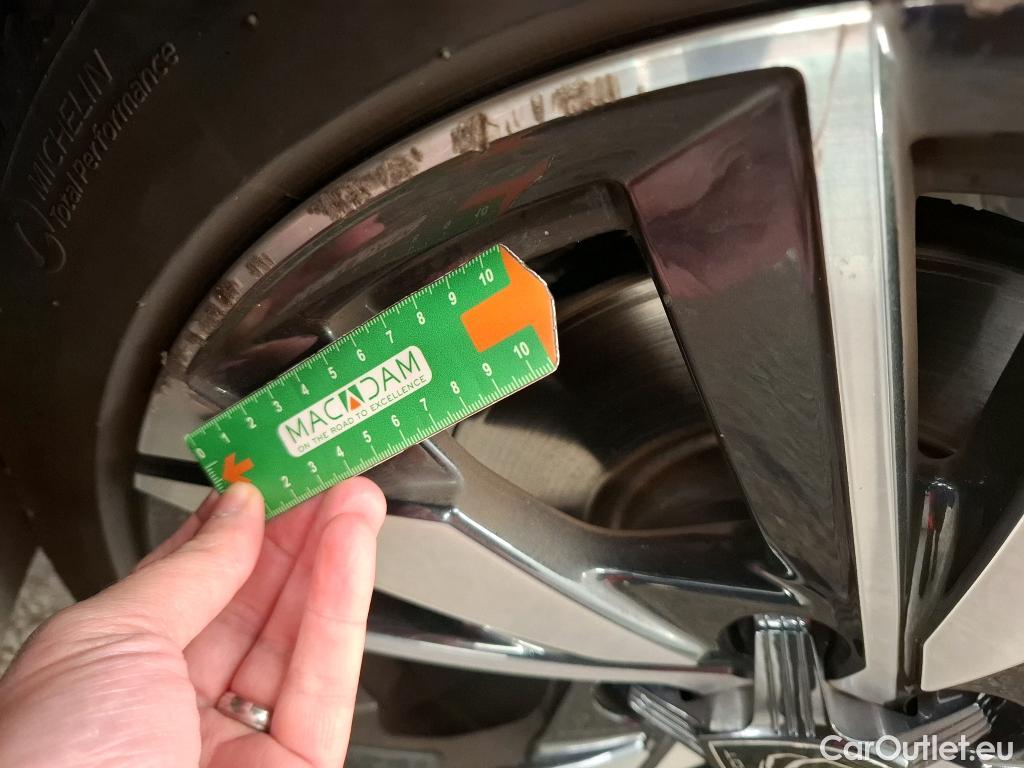  Peugeot  308  Allure 1.5 HDi 130CV BVA8 E6d #12