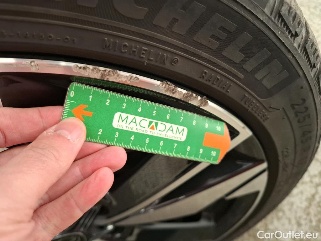  Peugeot  308  Allure 1.5 HDi 130CV BVA8 E6d #11