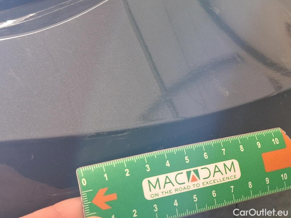  Volkswagen  Golf  VIII Berline Life Plus 2.0 TDI 115CV BVA7 E6d #10