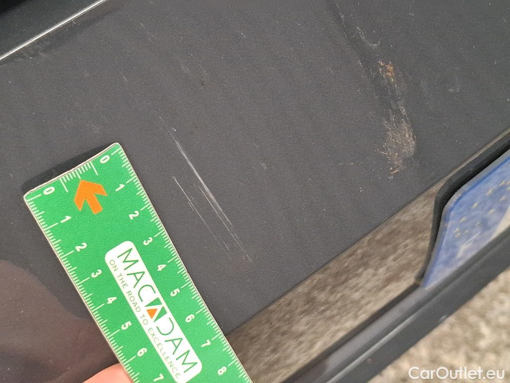  Volkswagen  Golf  VIII Berline Life Plus 2.0 TDI 115CV BVA7 E6d #11