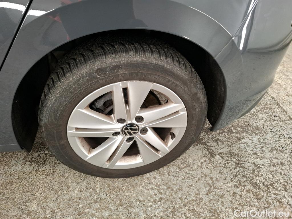  Volkswagen  Golf  VIII Berline Life Plus 2.0 TDI 115CV BVA7 E6d #21