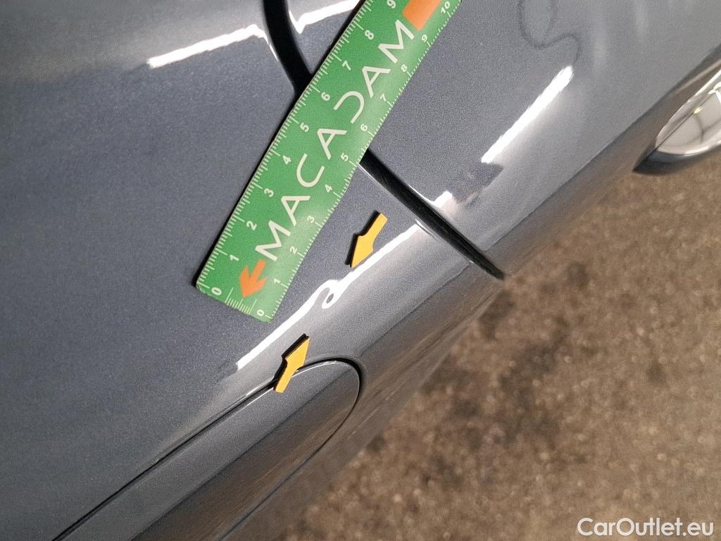  Renault  Megane  IV Berline 5 ptes. Business 1.5 dCi 115CV BVM6 E6d #12