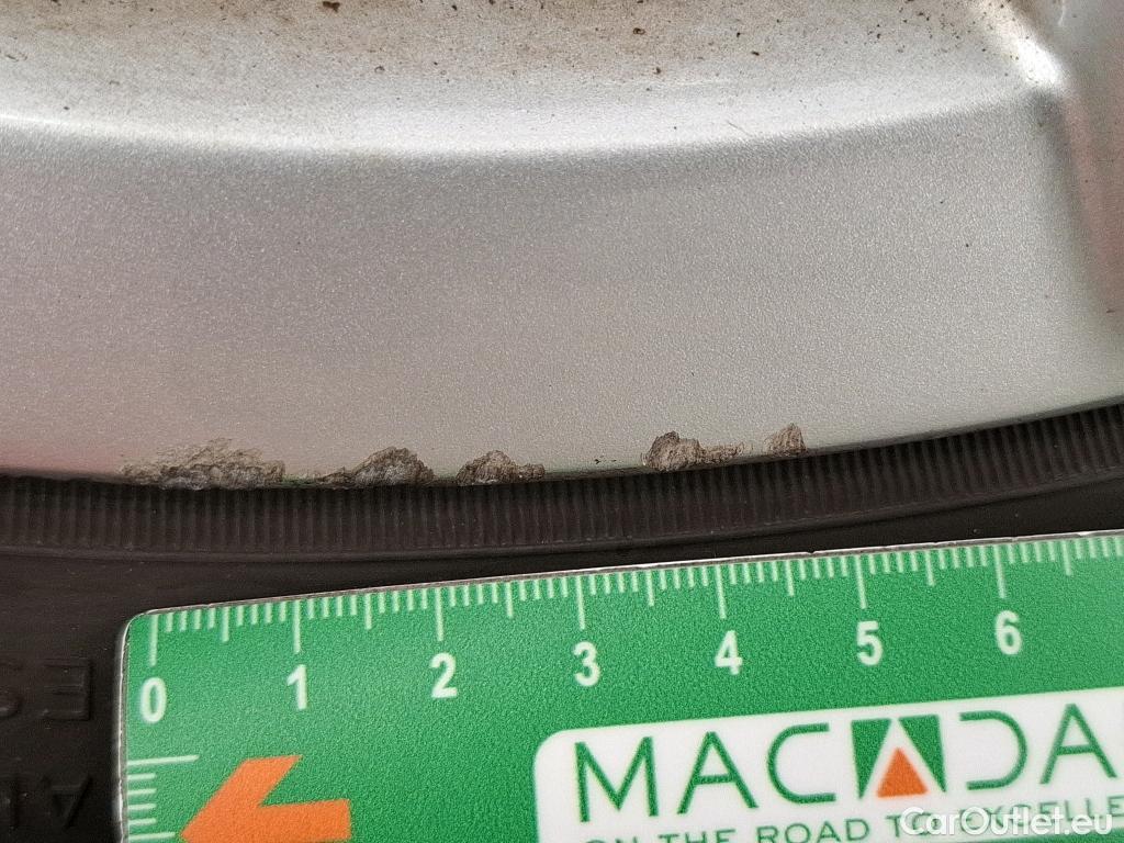  Volkswagen  Golf  VIII Berline Life Plus 2.0 TDI 115CV BVA7 E6d #24