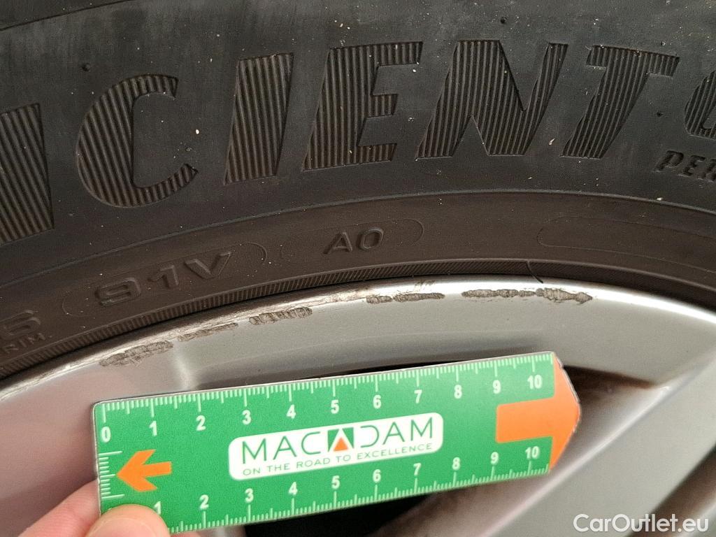  Volkswagen  Golf  VIII Berline Life Plus 2.0 TDI 115CV BVA7 E6d #27