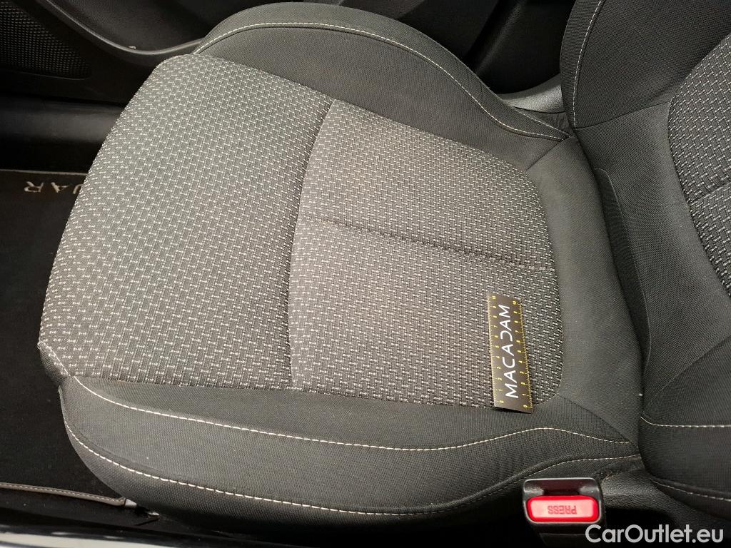  Renault  Kadjar RENAULT   2018  5P  Crossover Business TCe 140 EDC FAP  21 #18