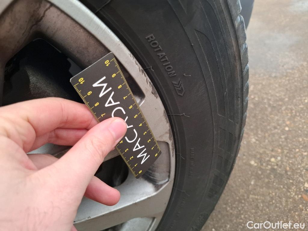  Renault  Kadjar RENAULT   2018  5P  Crossover Business TCe 140 EDC FAP  21 #10