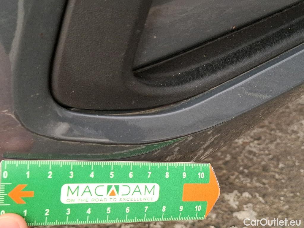  Volkswagen  Golf  VIII Berline Life Plus 2.0 TDI 115CV BVA7 E6d #8