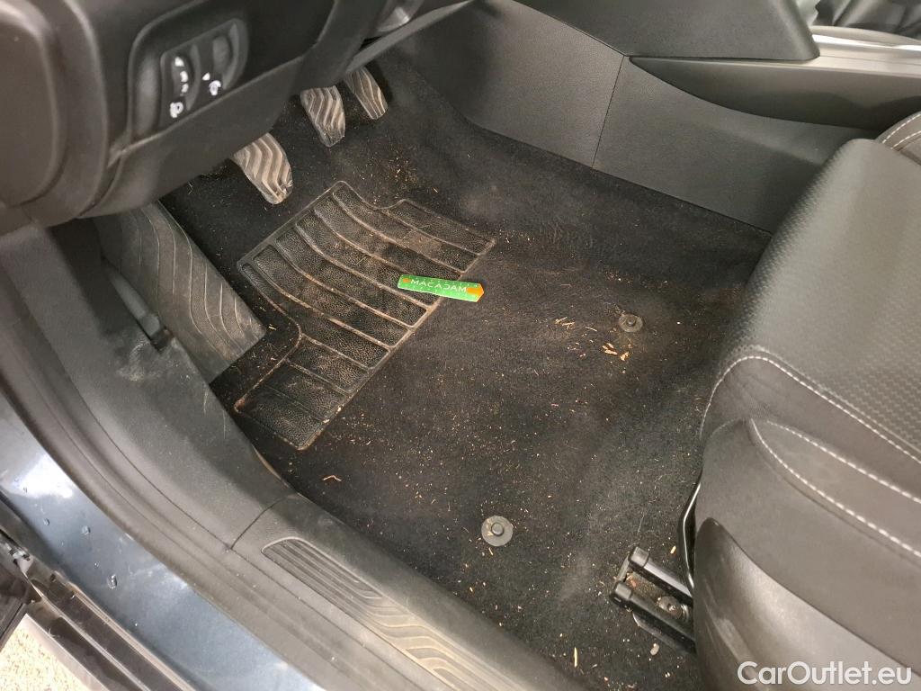  Renault  Megane  IV Berline 5 ptes. Business 1.5 dCi 115CV BVM6 E6d #1