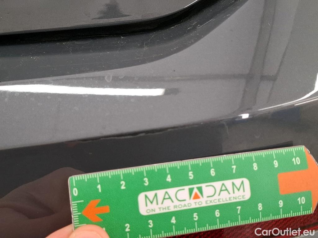  Volkswagen  Golf  VIII Berline Life Plus 2.0 TDI 115CV BVA7 E6d #16