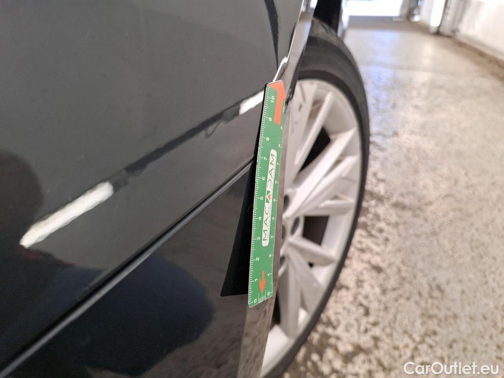  Audi  A3 AUDI  Sportback / 2020 / 5P / Berline 40 TFSI e 204 S Tronic Design Luxe #16