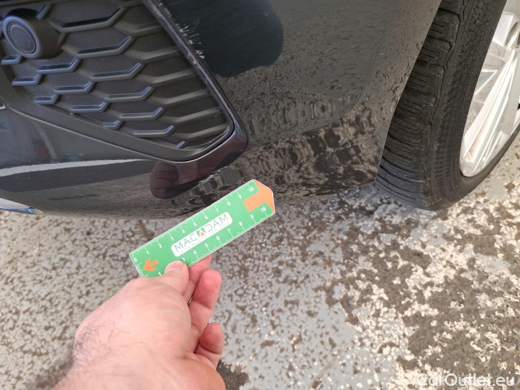  Audi  A3 AUDI  Sportback / 2020 / 5P / Berline 40 TFSI e 204 S Tronic Design Luxe #13