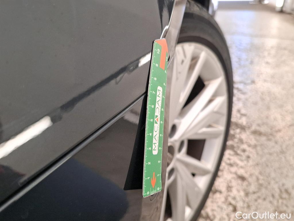  Audi  A3 AUDI  Sportback / 2020 / 5P / Berline 40 TFSI e 204 S Tronic Design Luxe #17