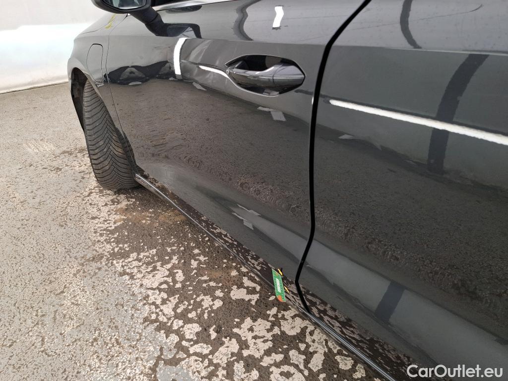  Audi  A3 AUDI  Sportback / 2020 / 5P / Berline 40 TFSI e 204 S Tronic Design Luxe #47