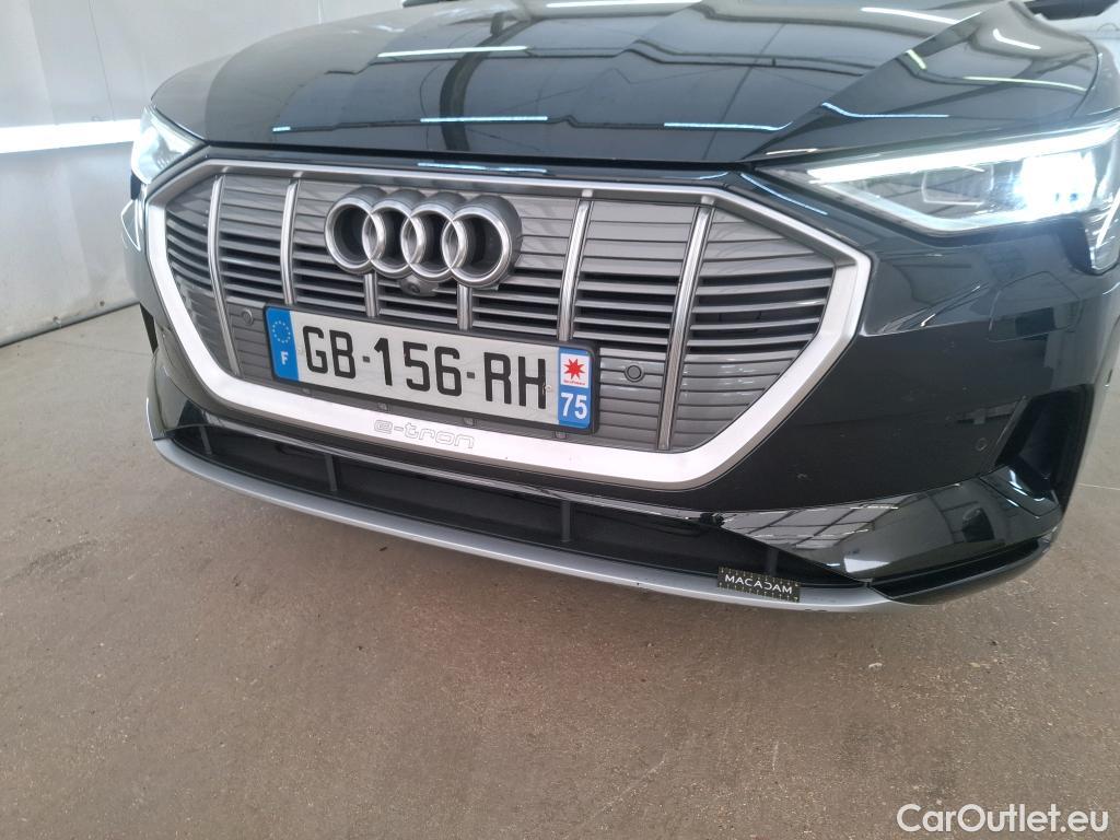  Audi  E-TRON AUDI  Sportback / 2019 / 5P / SUV 55 Quattro Avus #47