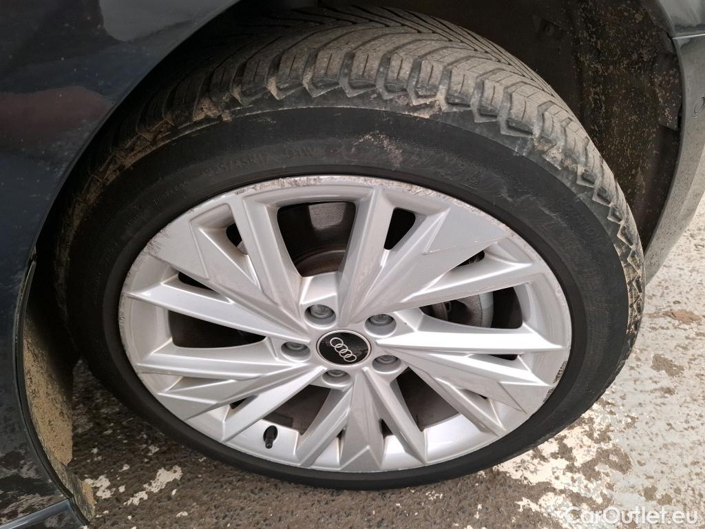  Audi  A3 AUDI  Sportback / 2020 / 5P / Berline 40 TFSI e 204 S Tronic Design Luxe #18