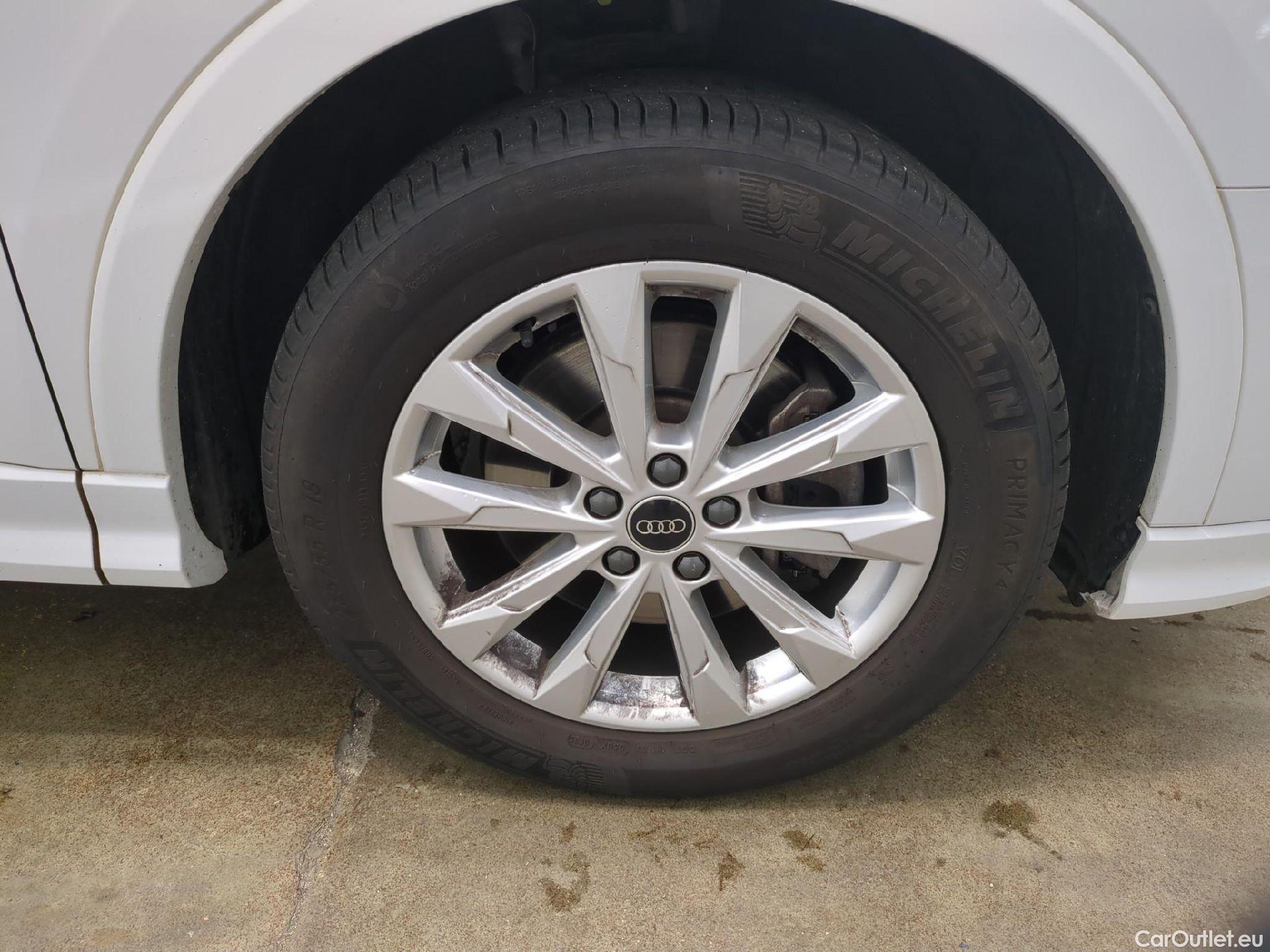  Audi  Q3 AUDI  / 2018 / 5P / SUV 45 TFSI E 245 S TRONIC S LINE #7