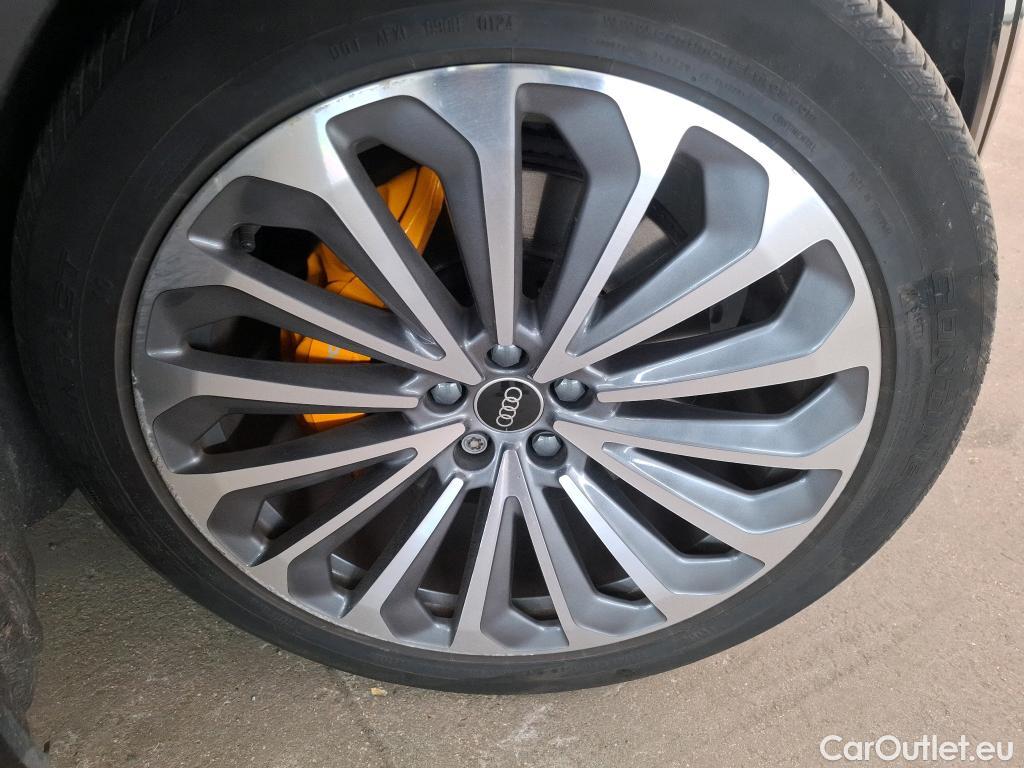  Audi  E-TRON AUDI  Sportback / 2019 / 5P / SUV 55 Quattro Avus #25