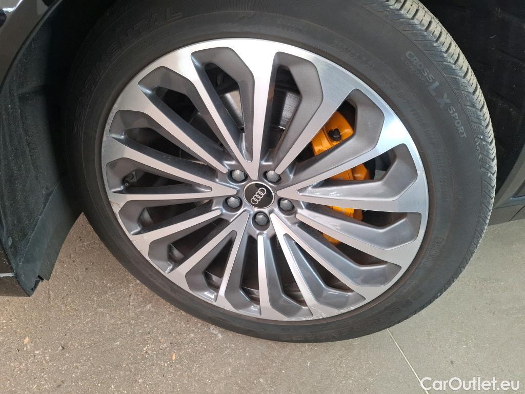  Audi  E-TRON AUDI  Sportback / 2019 / 5P / SUV 55 Quattro Avus #9
