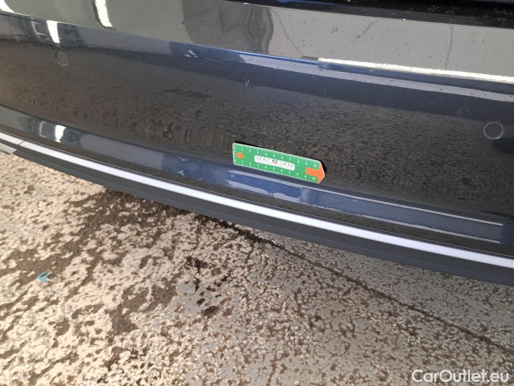  Audi  A3 AUDI  Sportback / 2020 / 5P / Berline 40 TFSI e 204 S Tronic Design Luxe #9