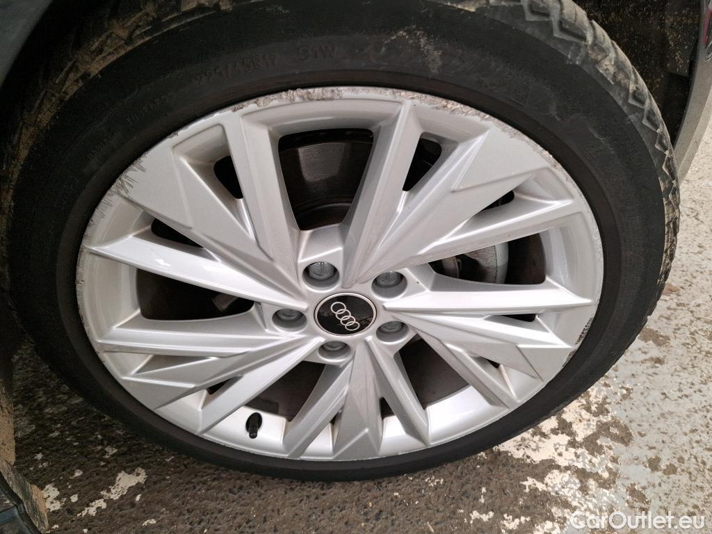  Audi  A3 AUDI  Sportback / 2020 / 5P / Berline 40 TFSI e 204 S Tronic Design Luxe #27